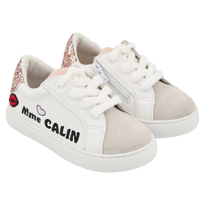 Mme Calin (Mrs. Hugs)